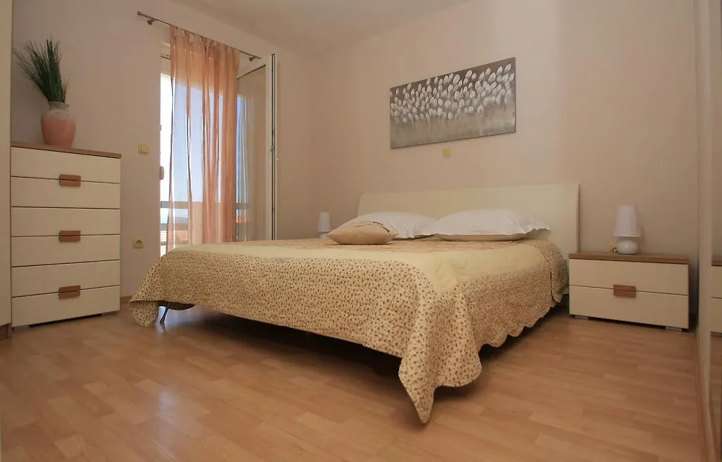 Apartment Lara Kastel Novi 0*,  Croatia