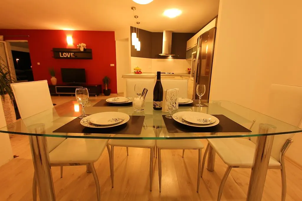 Apartment Lara Kastel Novi Croatia